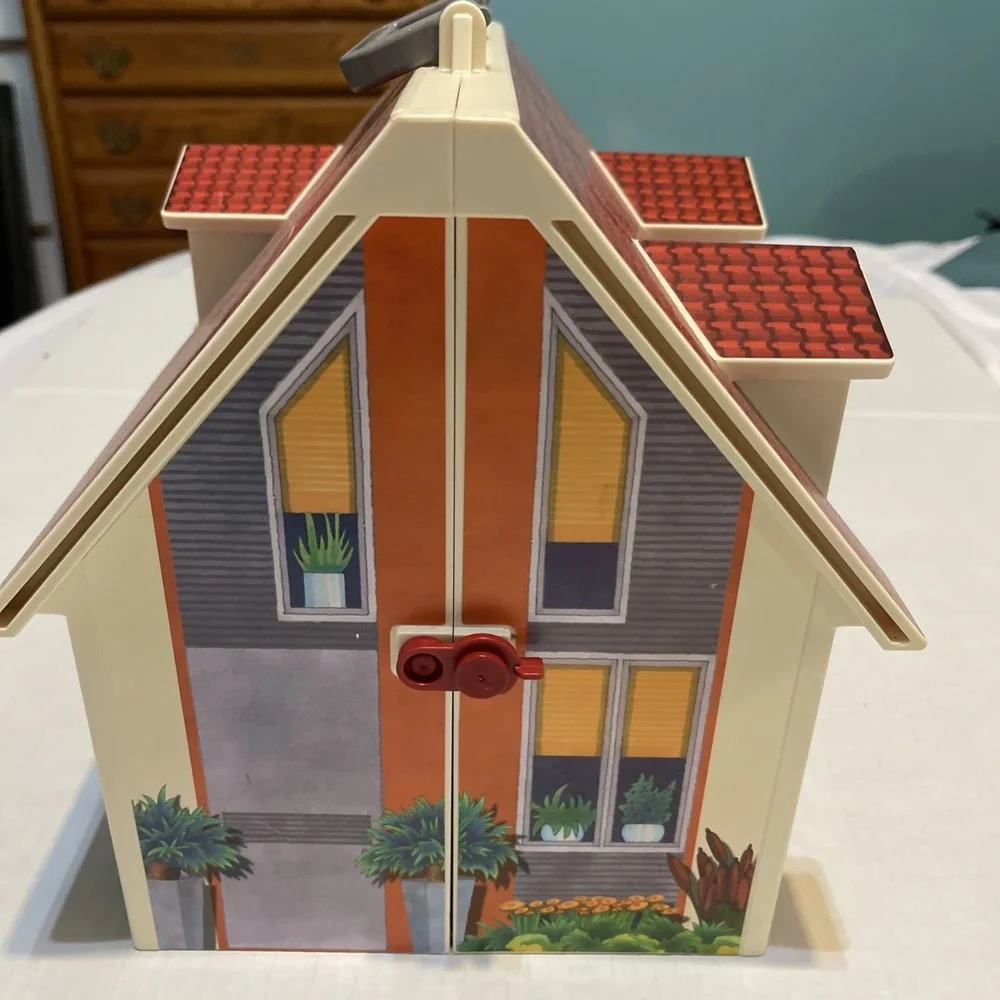 Playmobil Dollhouse 2005 Folding Take Along Play House w/People And‎ Accessories